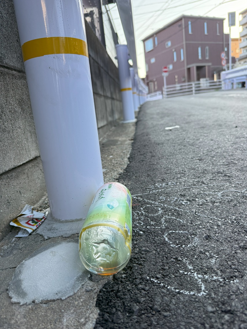 10月6日 タバコのポイ捨て21本 綺麗な道路にはゴミが捨てにくい