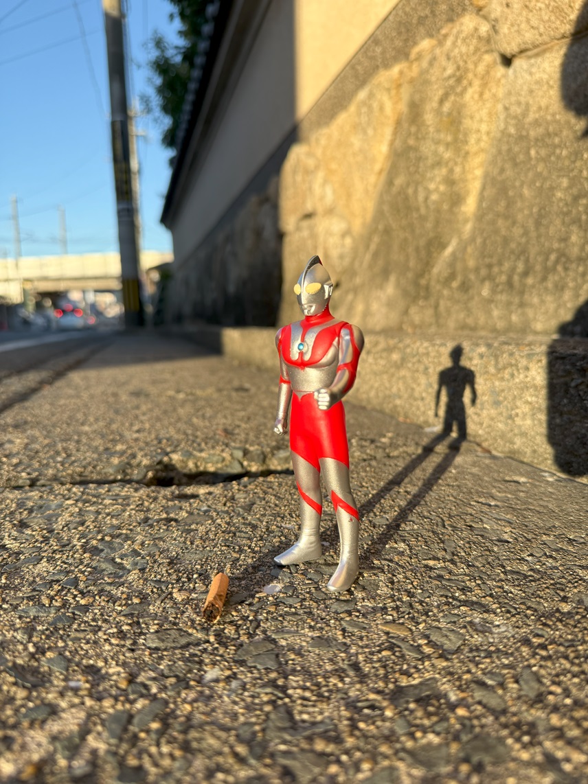 10月8日 タバコのポイ捨て15本 久しぶりにウルトラマン登場♪