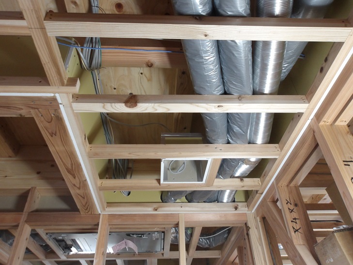 給水 排水 設備配管工事 電気配線 24時間換気ダクト 那珂川市つながる家 注文住宅